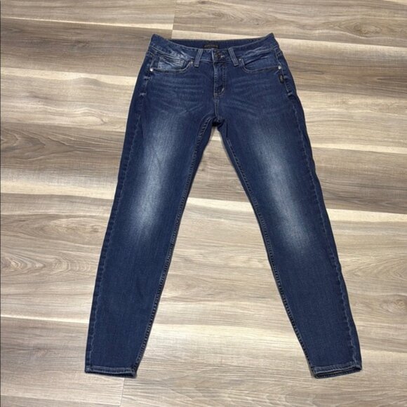 Silver Jeans Denim - Silver jeans Suki skinny jeans size 28